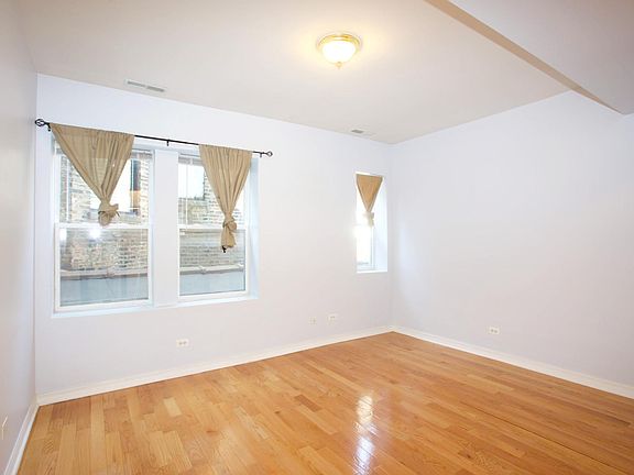 5th image of 2649 N Kedzie Ave APT 2B