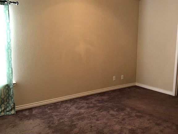 5th image of 410 Dobbs Ave