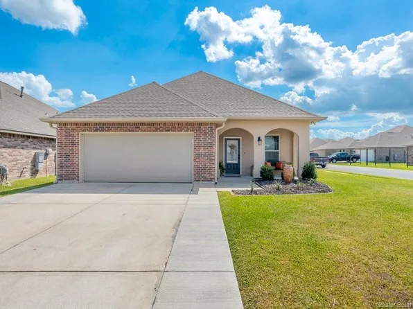 329 Long Hill Dr, Sulphur, LA 70665