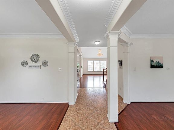 5th image of 15927 Wilmington Park Ln