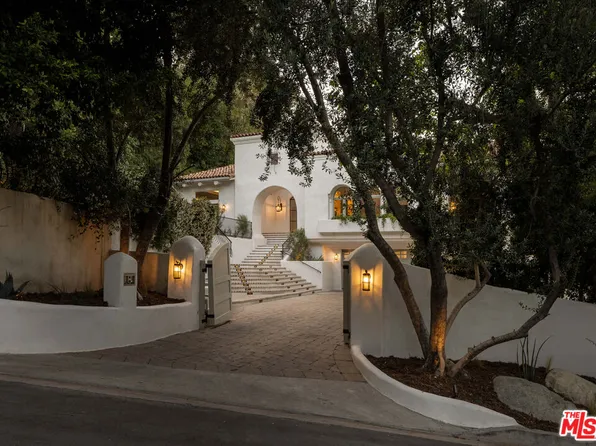 17647 Belinda St, Encino, CA 91316