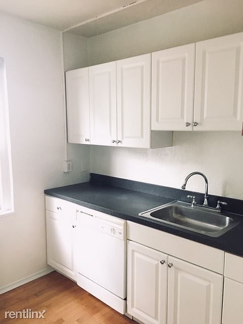 Spacious Kitchen