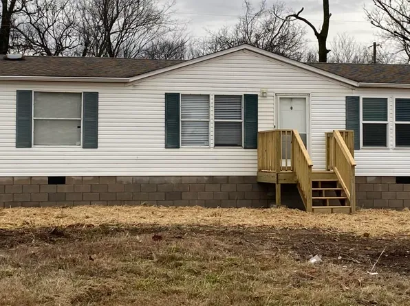 11943 Opal Ln, Neosho, MO 64850