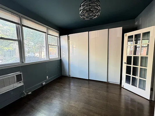 Rented by Compass | media 5