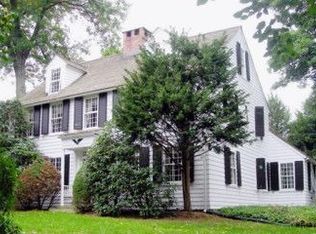 37 Boulevard, Newtown, CT 06470