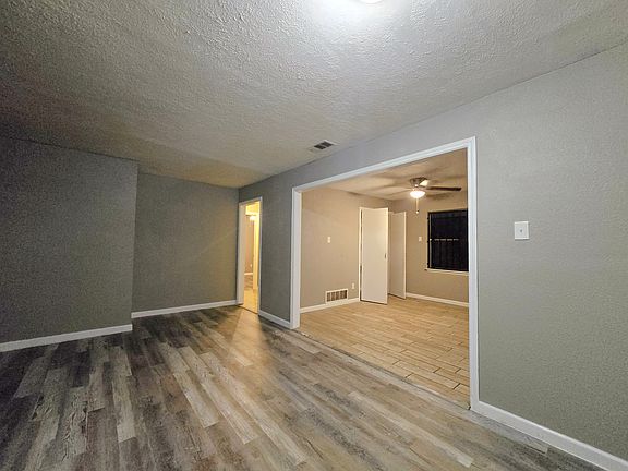 5th image of 12008 Bellafonte Dr