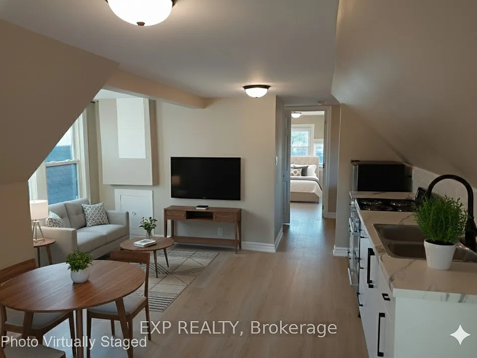 148 Gibson Ave #LOFT