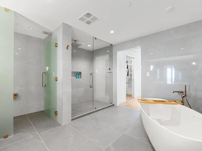 1116 N Ocean Blvd #904 — Photo 20