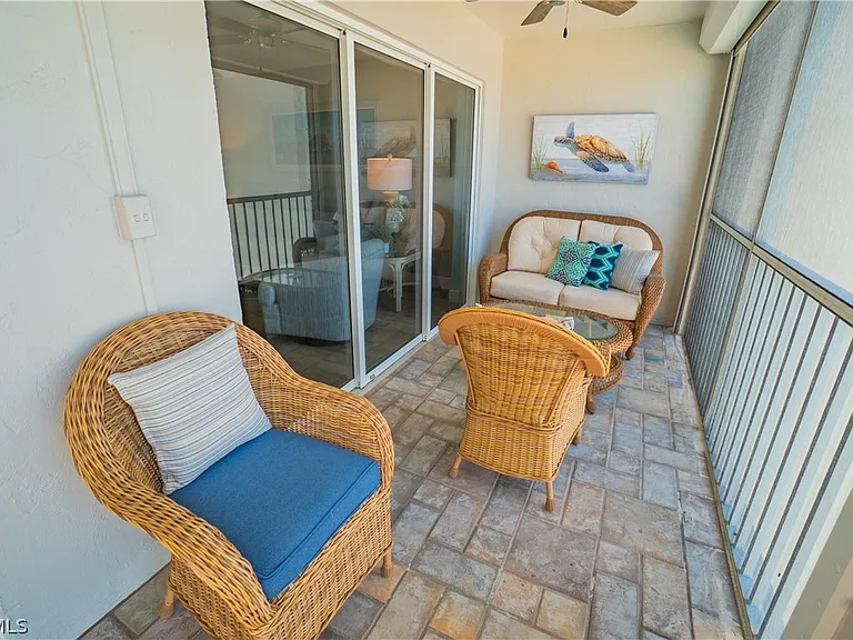 26000 Hickory Blvd #303 — Photo 11