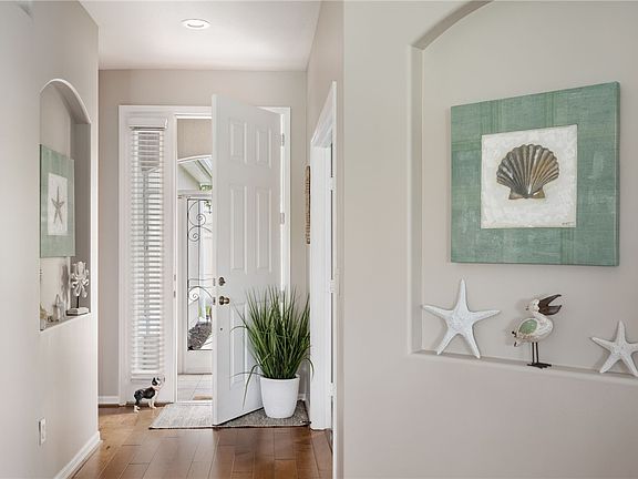 2nd image of 1336 Shoreline Cir