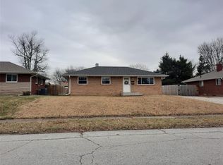 325 Clark Ave, Beech Grove, IN 46107