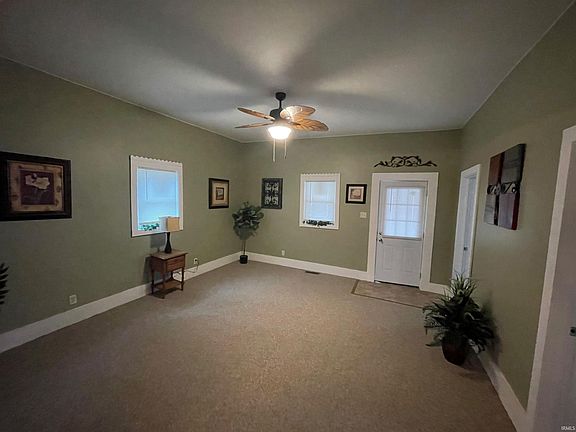 2nd image of 409 Congress St