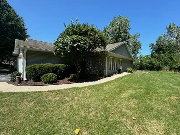 1940 David Dr, Chesterton, IN 46304