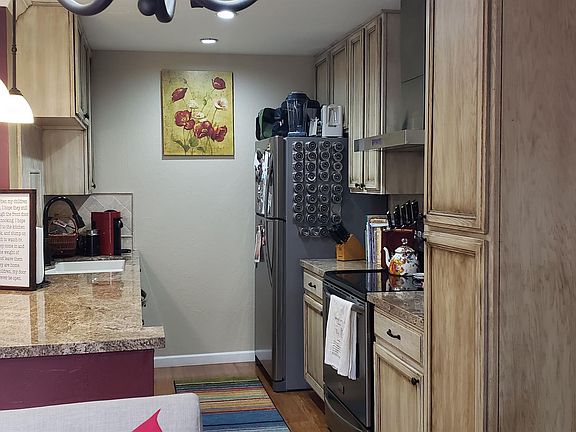 2nd image of 2522 Palmdale Ct