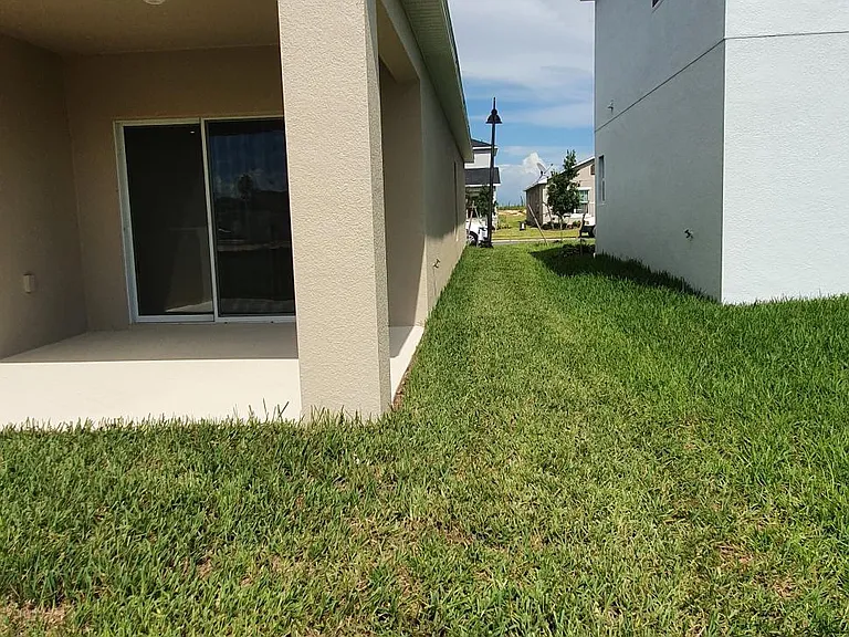 5048 Vellacito Way — Photo 34