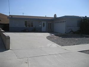 1st image of 3207 Carolyn Cir