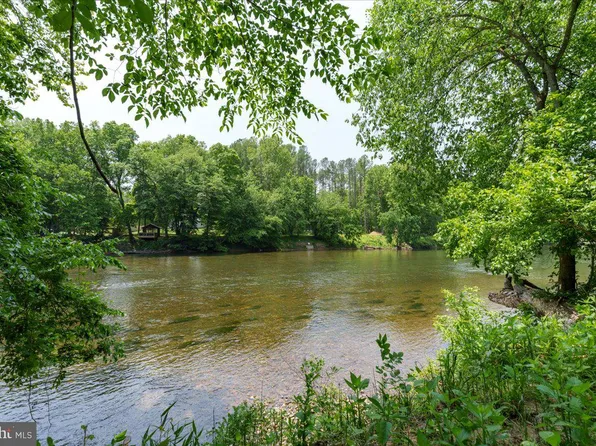 Mill Run Rd, Shenandoah, VA 22849