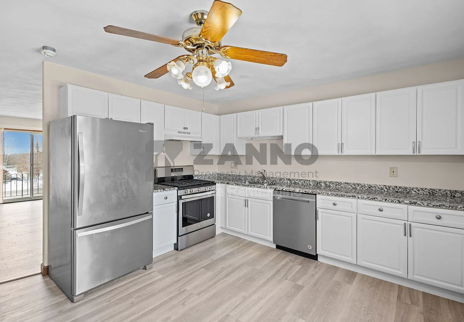 2 bed, 1.0 bath, 825 sqft, $1,880 — Photo 1