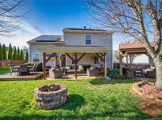 1969 8th Street Ln SE, Hickory, NC 28602