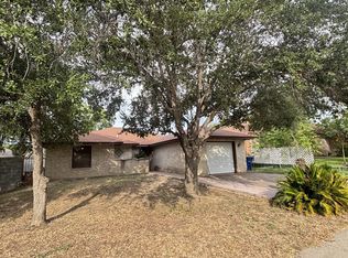 8921 N Tucson Ln, Laredo, TX 78045