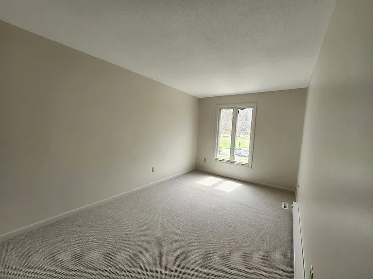 10 Winston Ct — Photo 6