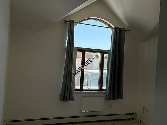 3rd image of 37-11 Broadway #3C