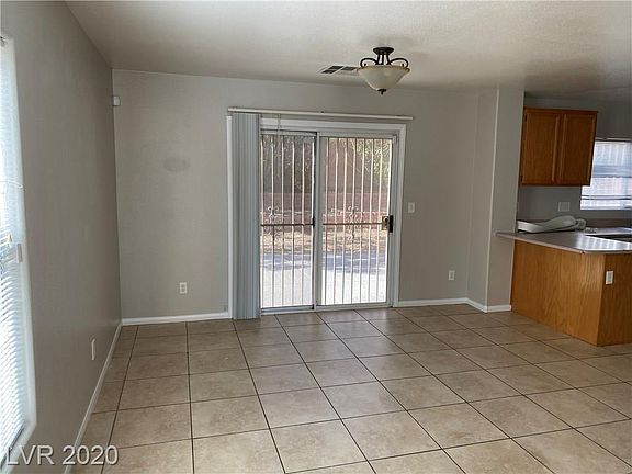 3rd image of 7565 Wentworth Springs Ct