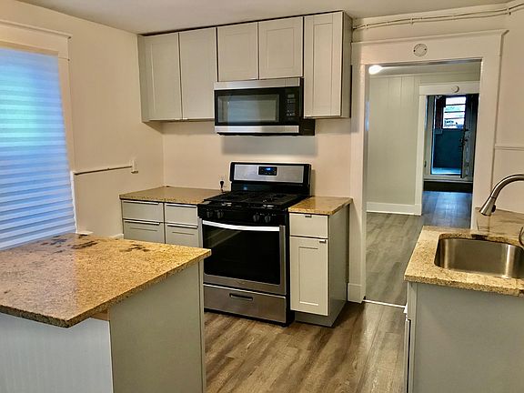5th image of 529 Tauromee Ave #2