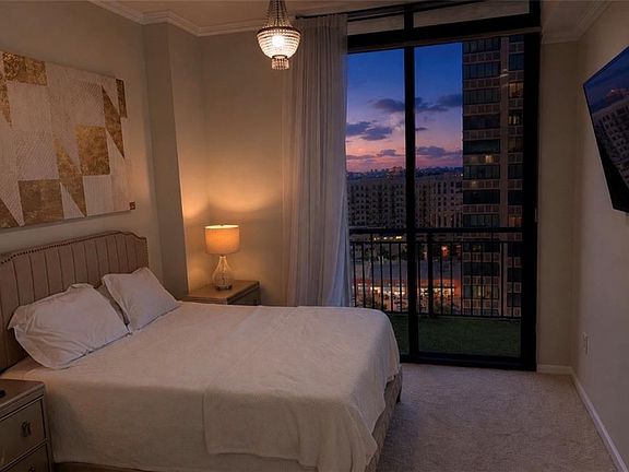5th image of 3040 Peachtree Rd NW Unit 1513