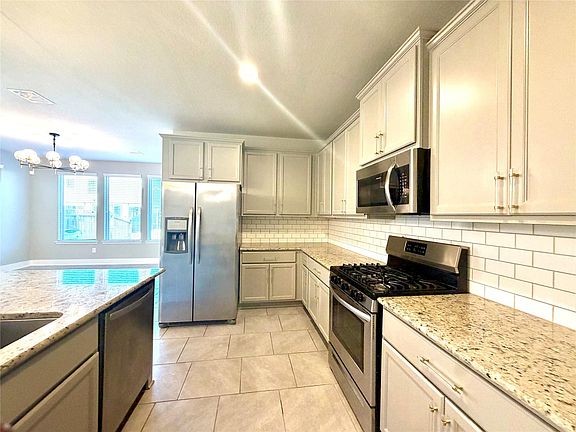 3rd image of 3317 Orchard Bridge Ln
