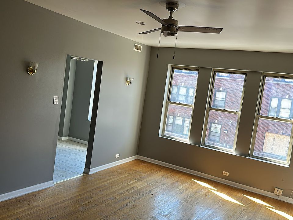 1st image of 7556 S Essex Ave