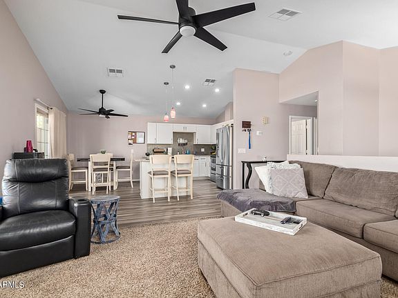 4th image of 921 S VAL VISTA Drive #30