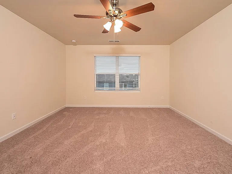 437 Culloden Moor Dr — Photo 8