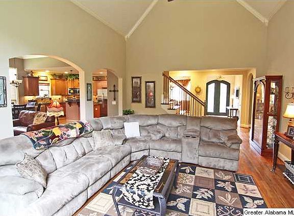 5th image of 8210 Carrington Dr