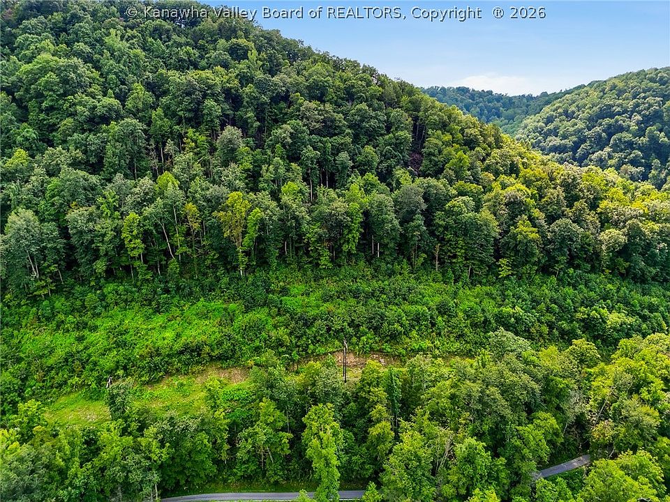 4th image of 0 Hartland Rd