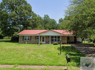210 Rex Ave, Hooks, TX 75561