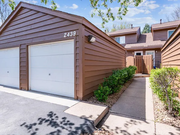 2439 Crestwood Dr, North Saint Paul, MN 55109