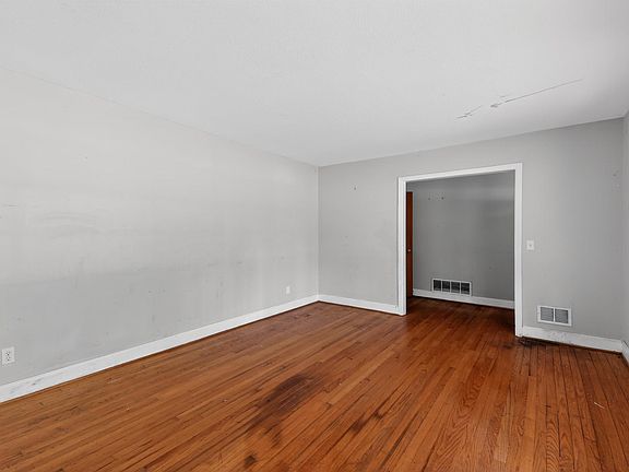 5th image of 2807 Shampy St