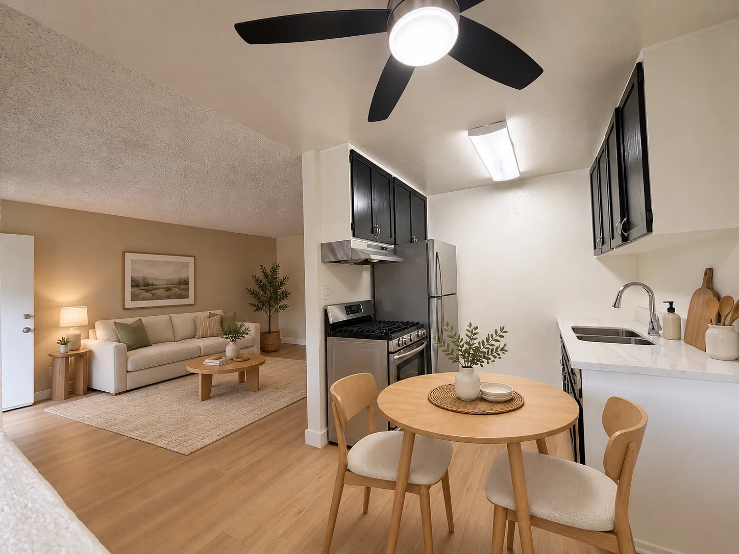 2 bed, 800 sqft, $2,000 — Photo 1