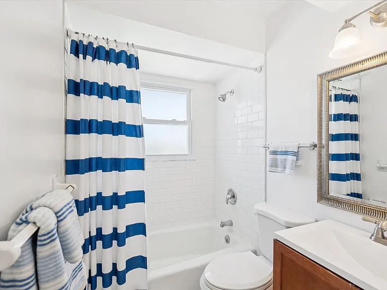 3272 Minnow Creek Dr — Photo 22