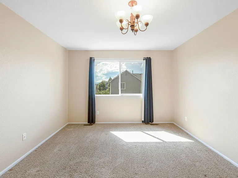 6276 Riverdale Dr — Photo 29