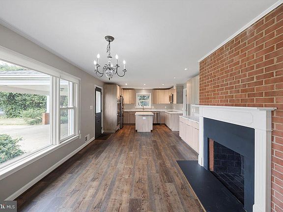 5th image of 1305 Kingston Ave