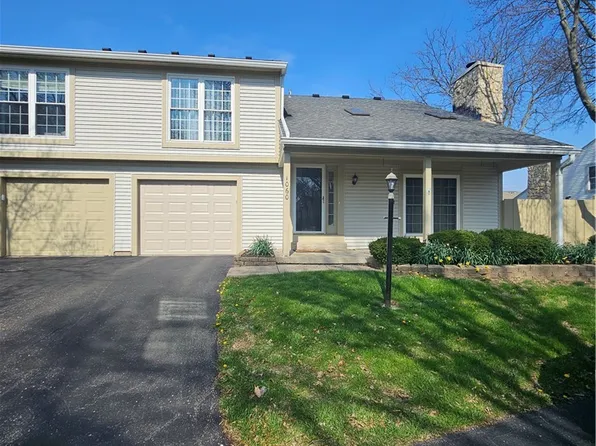 1060 Foxshire Pl, Dayton, OH 45458