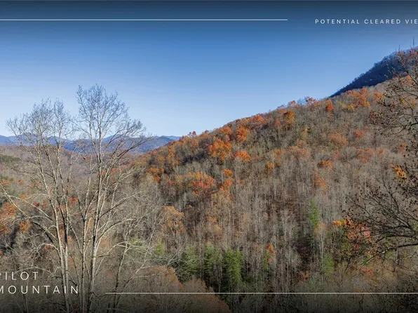 107 Vistawilla Drive, Glenville, NC 28736