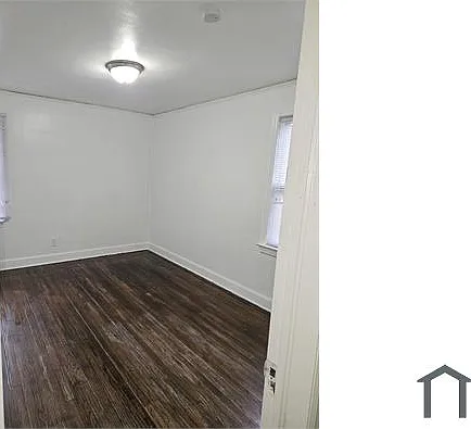9172 Yorkshire Rd — Photo 12