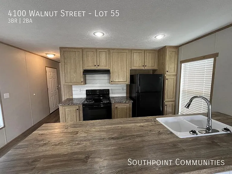 4100 Walnut St #55 — Photo 3