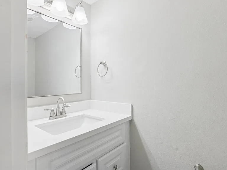 9114 Kempwood Dr #9114 — Photo 11