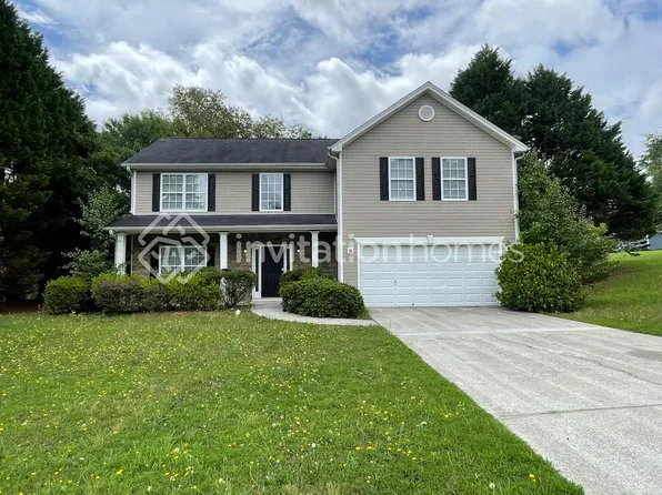 972 Garden Meadows Cir, Loganville, GA 30052