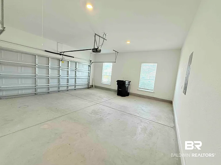 13179 Cavalier Dr — Photo 19