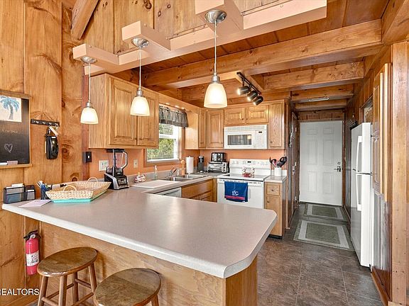 4th image of 869 Flat Hollow Marina Rd